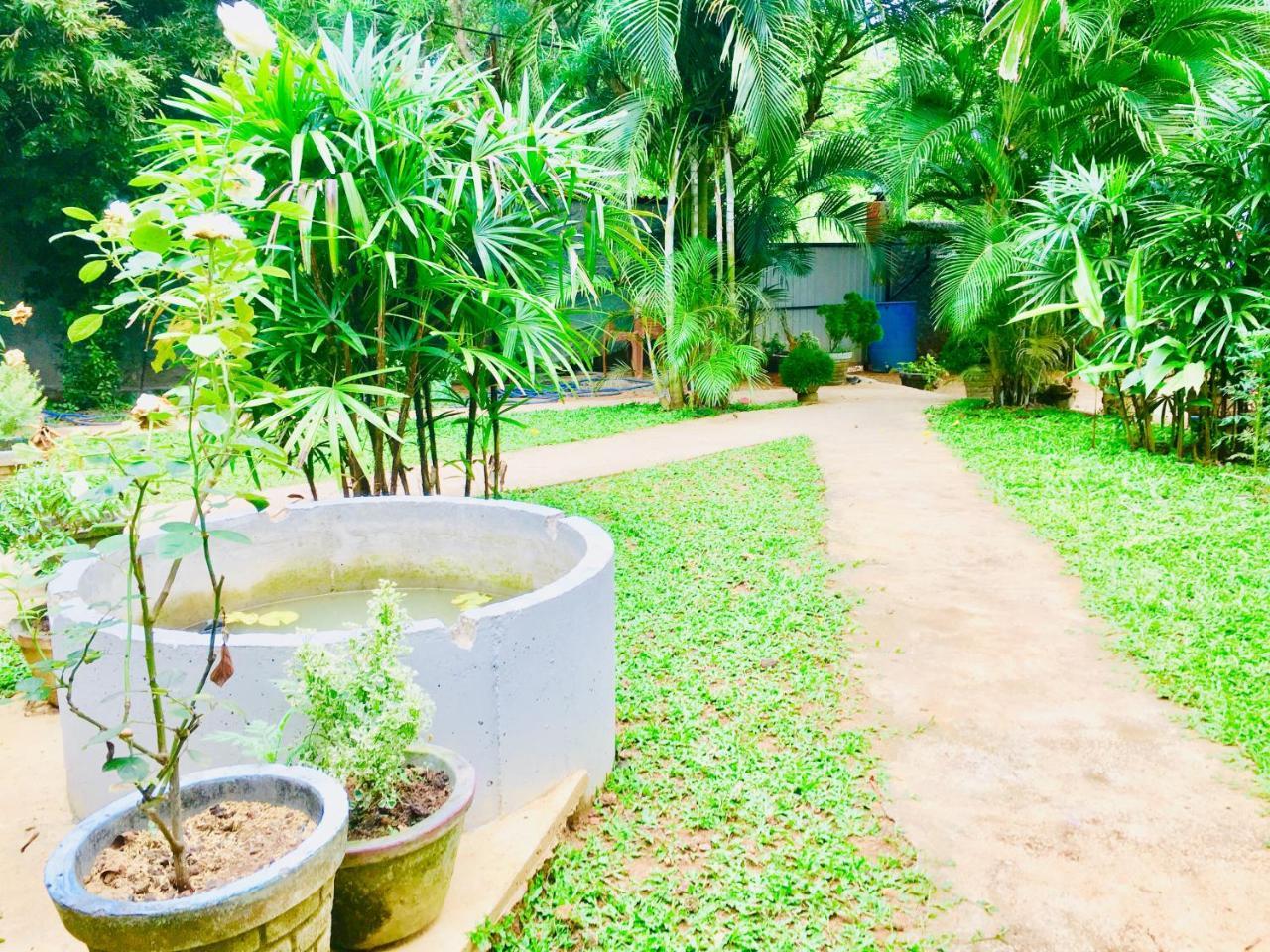 Sea Breeze Garden Tangalle Exterior foto